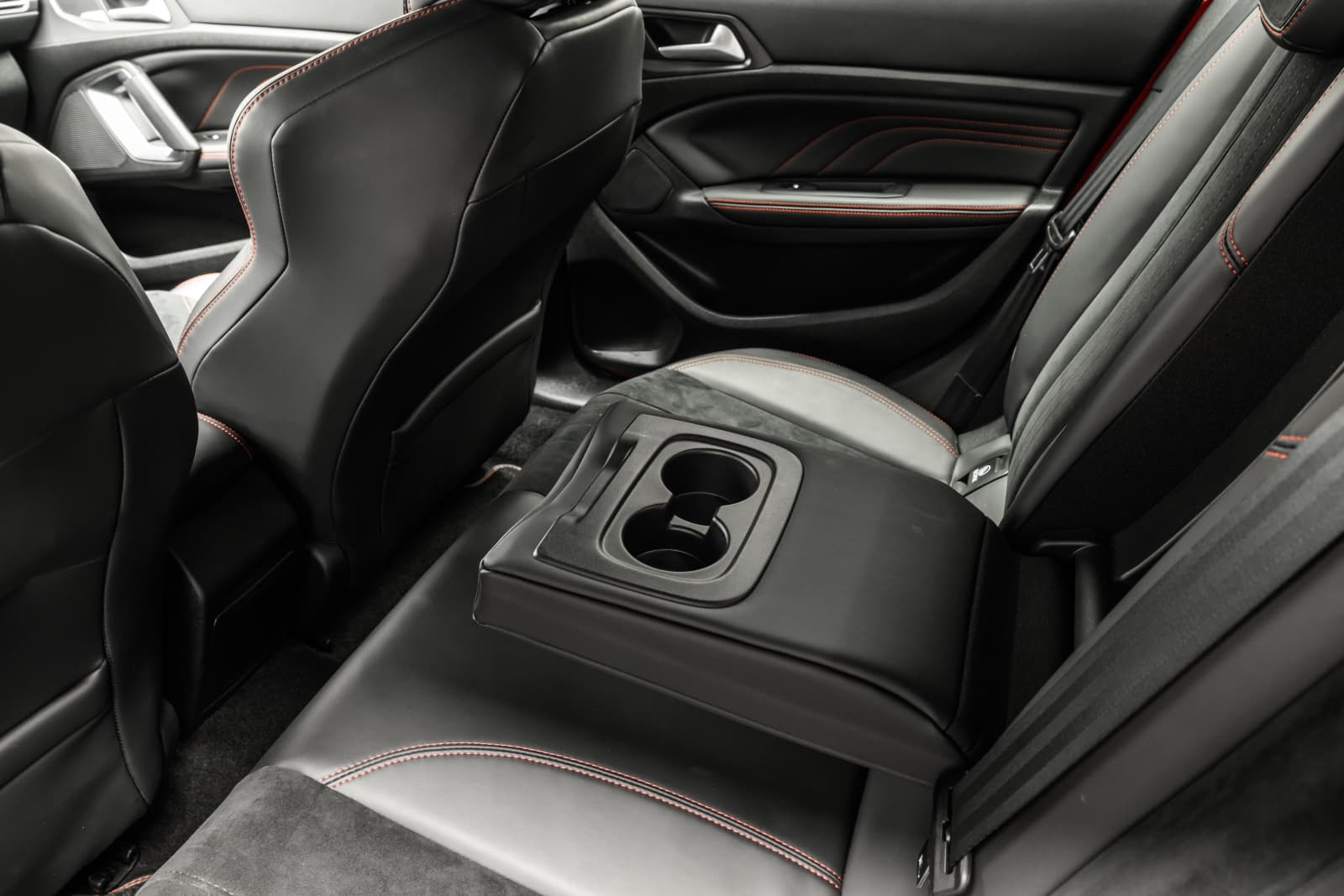 Peugeot 308 - bilde 24