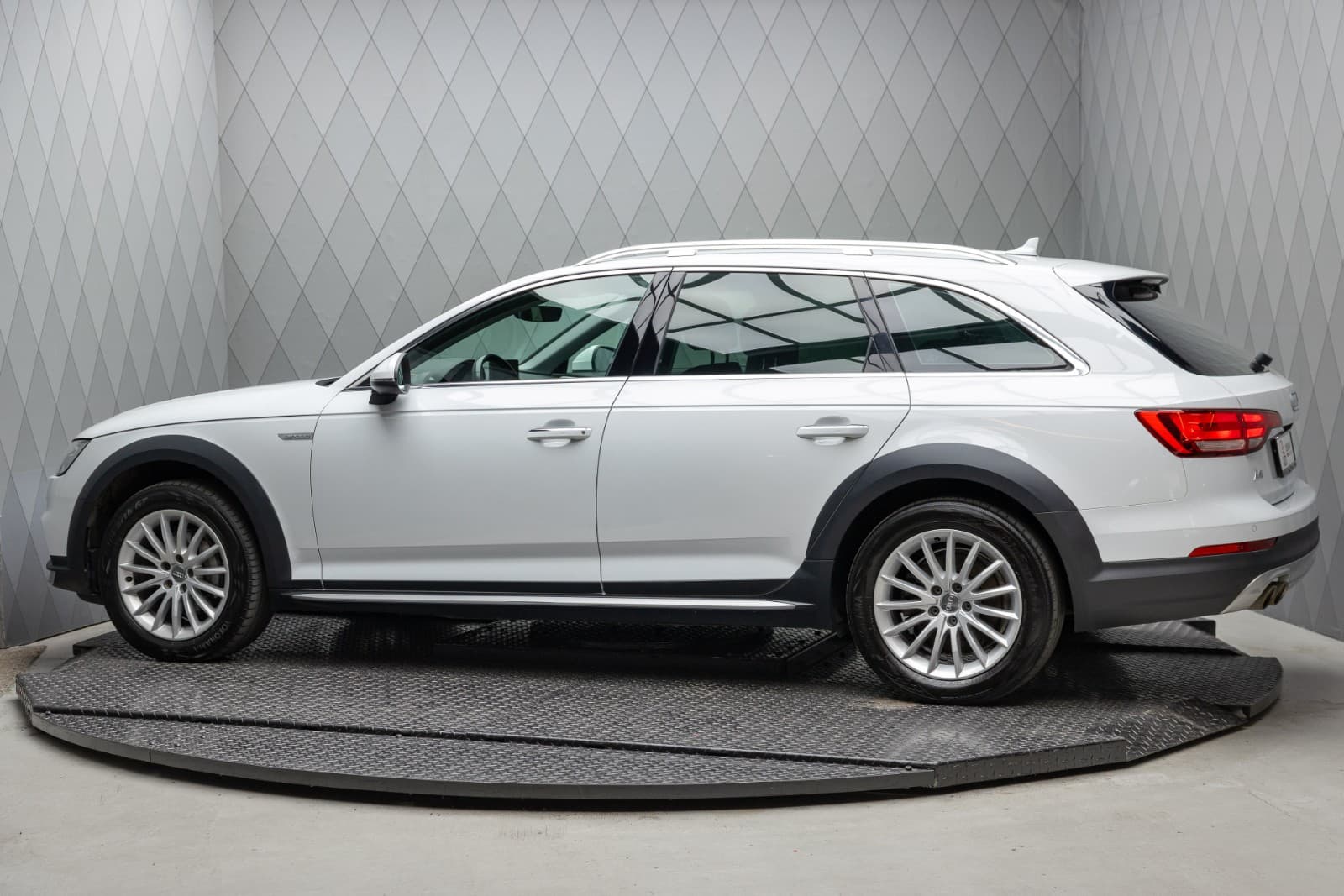 Audi A4 allroad - bilde 8