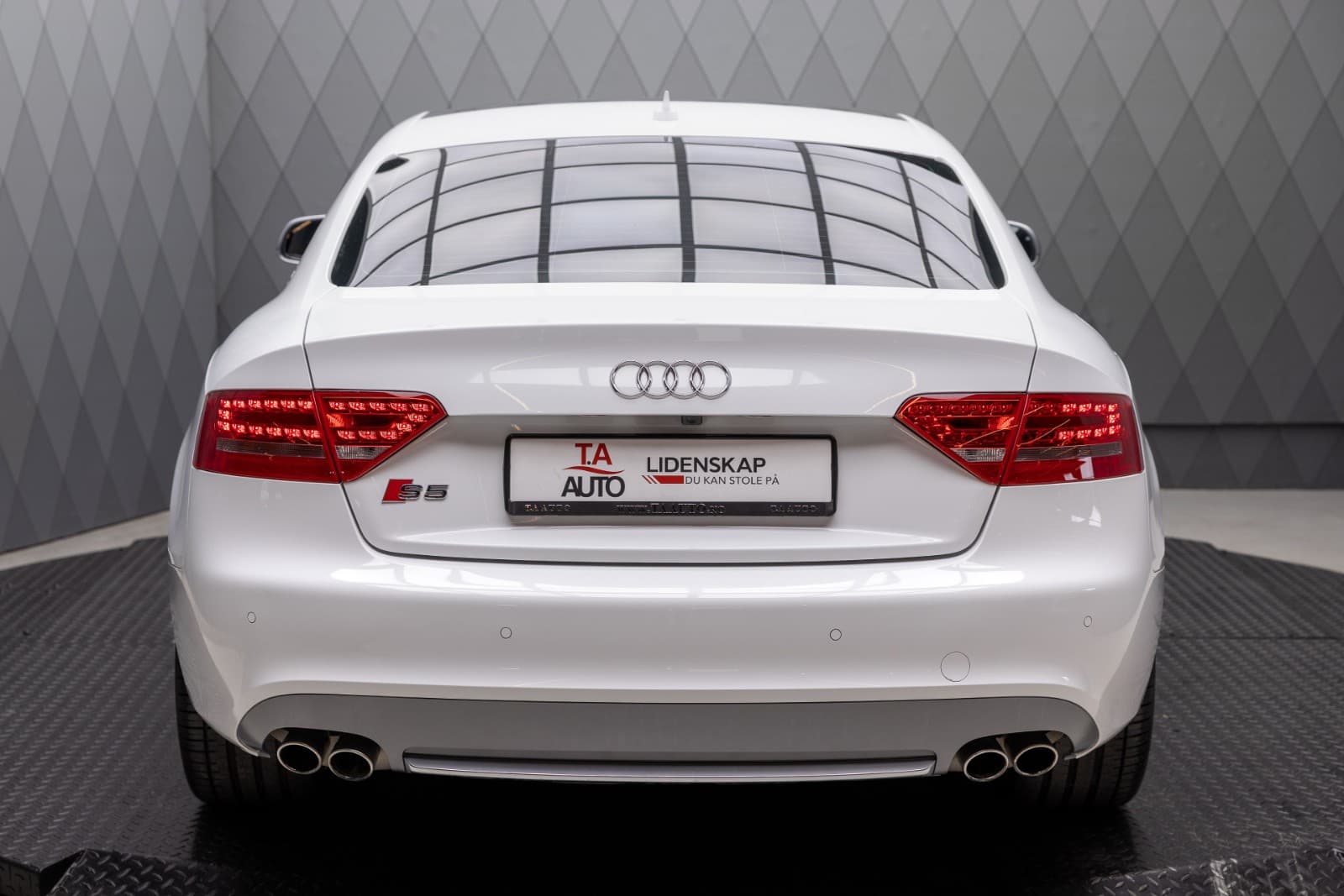 Audi S5 - bilde 5