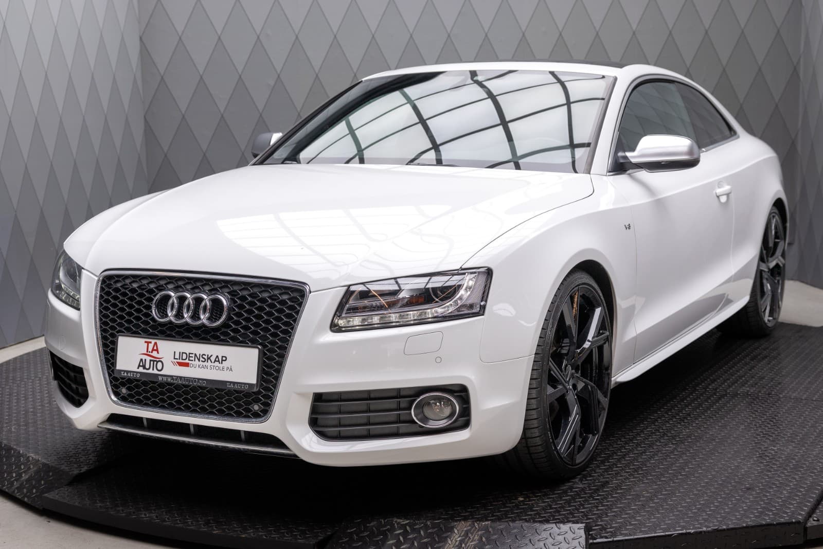 Audi S5 - bilde 3