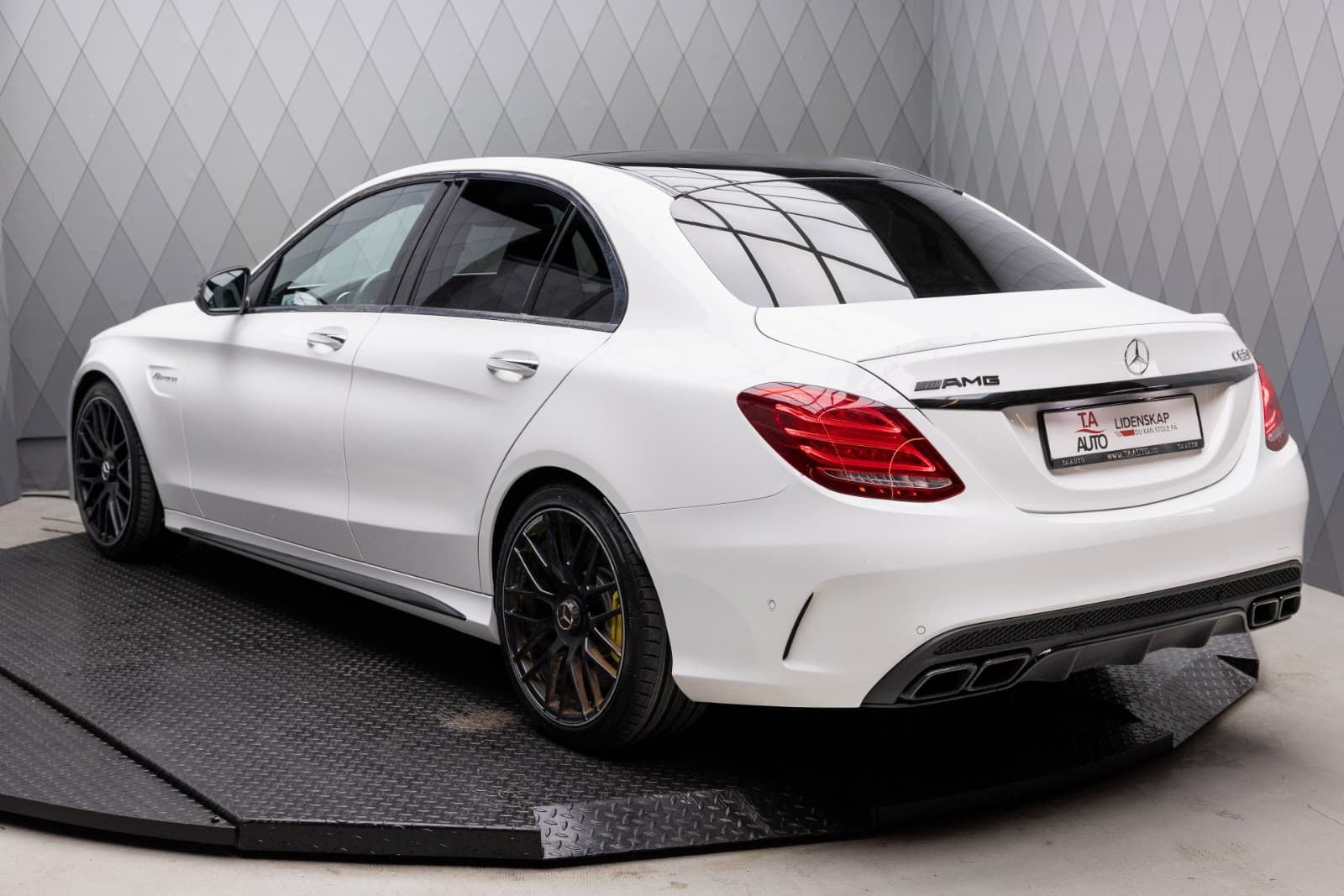 Mercedes-Benz C-Klasse - bilde 1