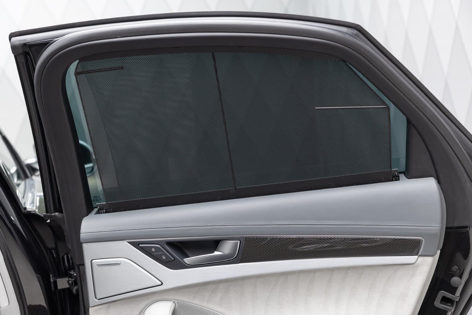 Audi S8 - bilde 38