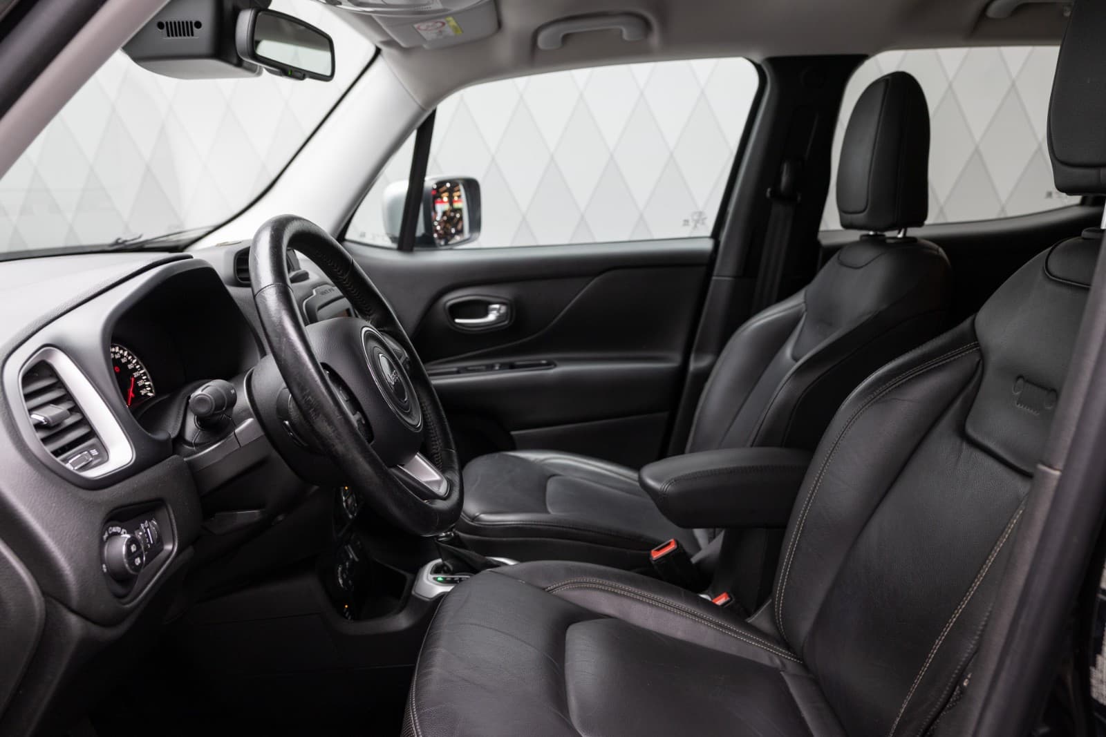 Jeep Renegade - bilde 15