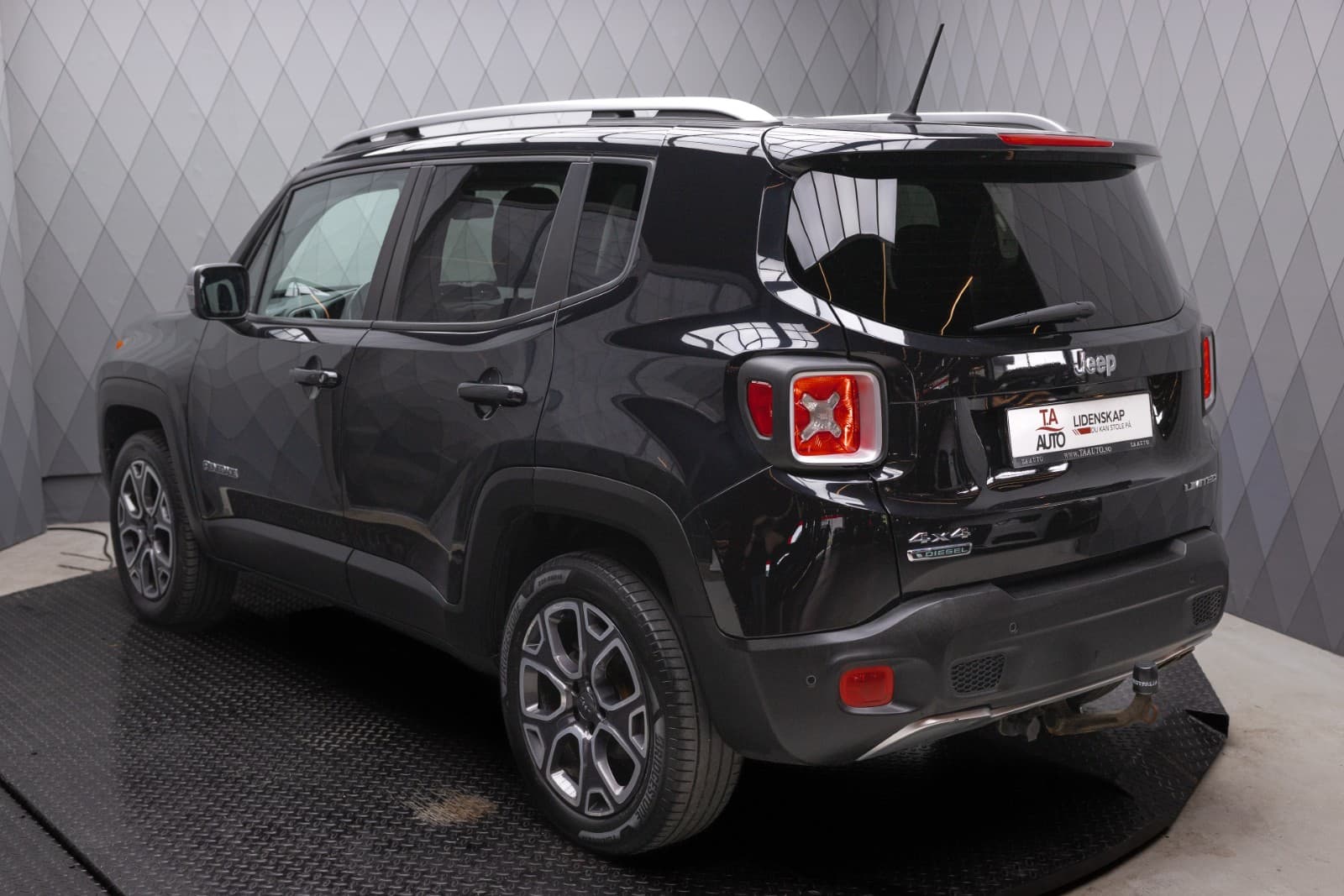 Jeep Renegade - bilde 1