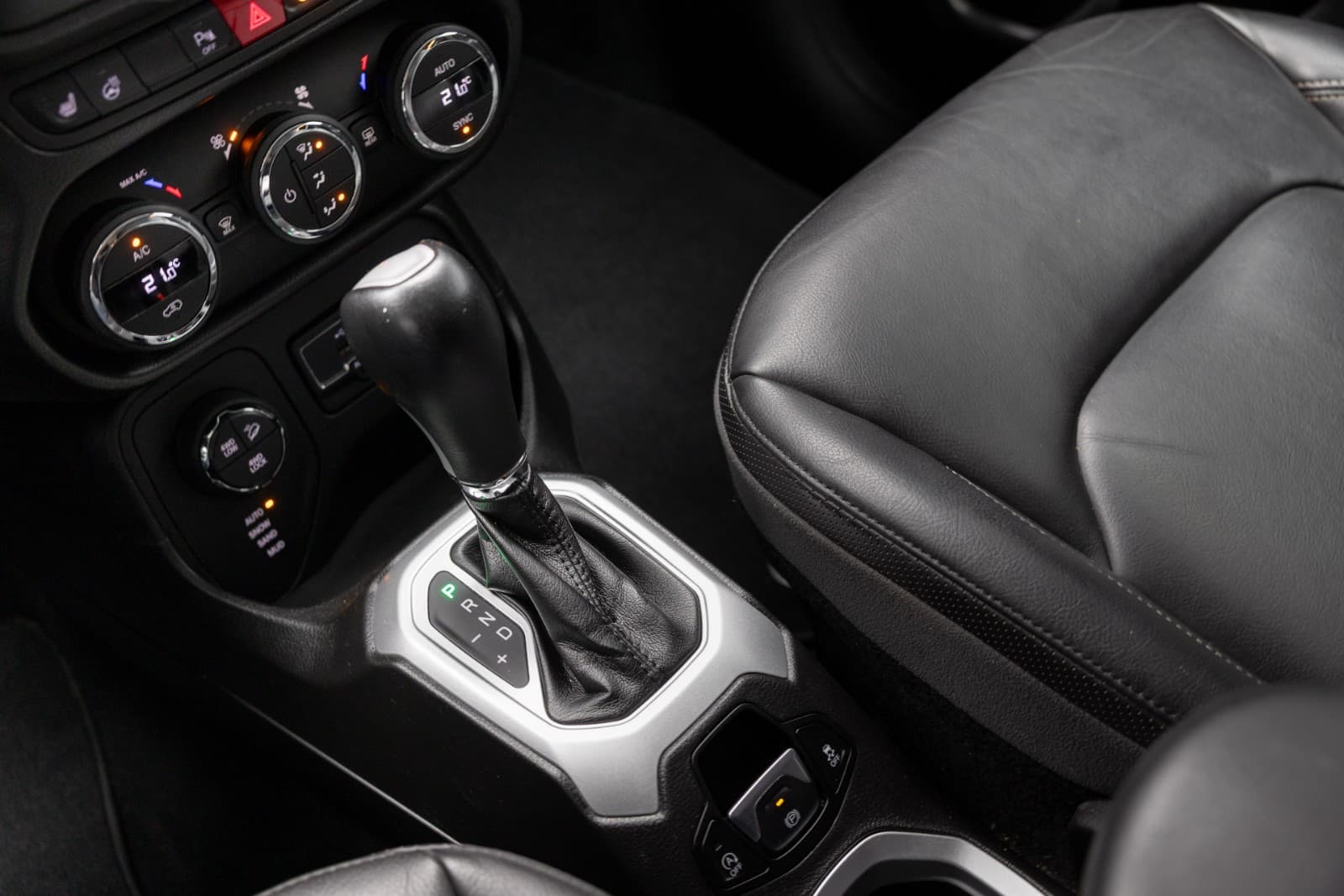 Jeep Renegade - bilde 22