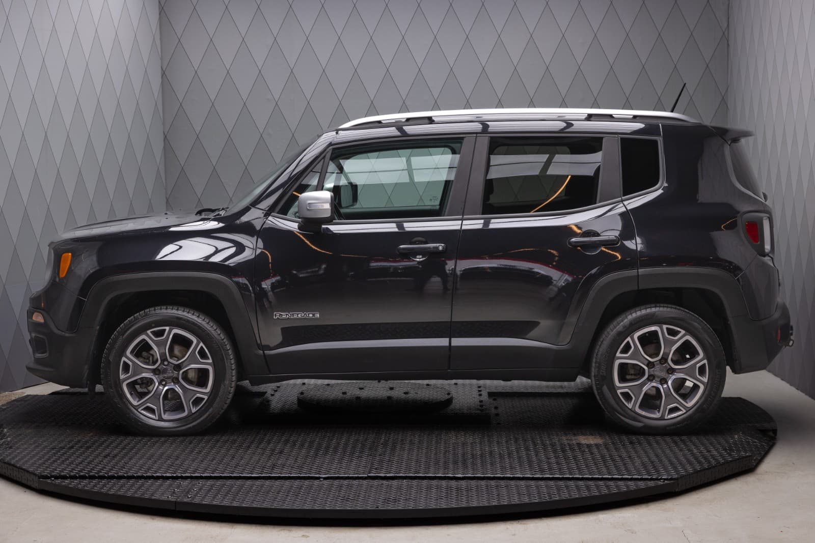 Jeep Renegade - bilde 9