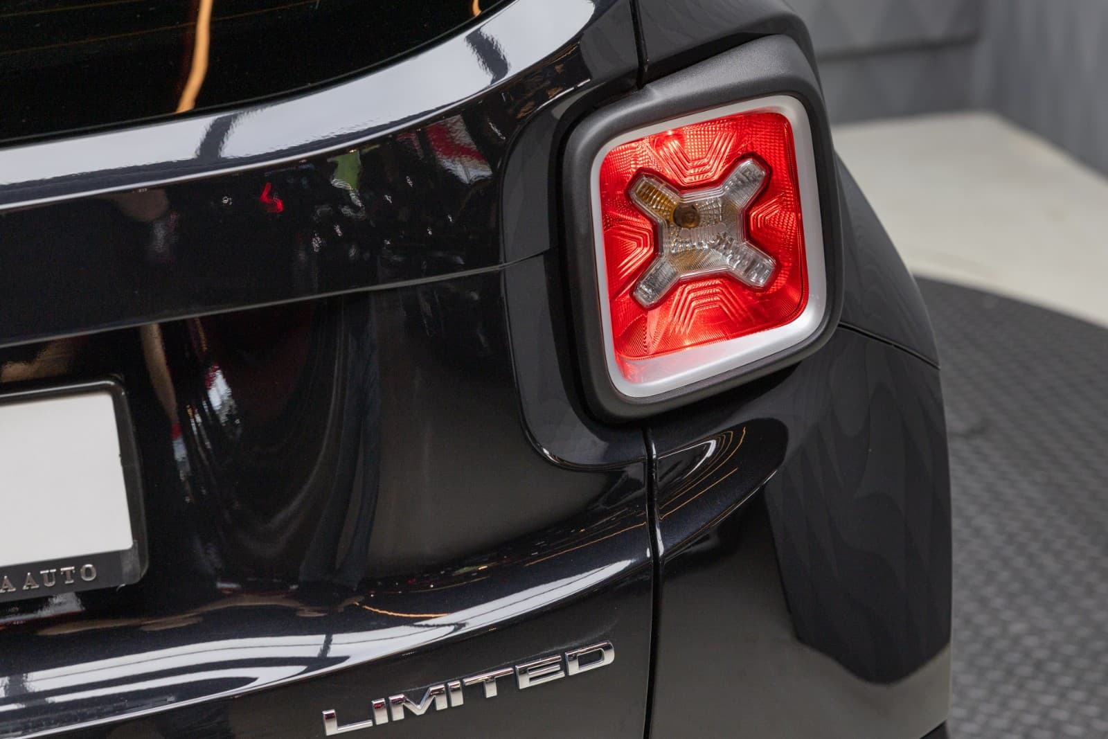 Jeep Renegade - bilde 7