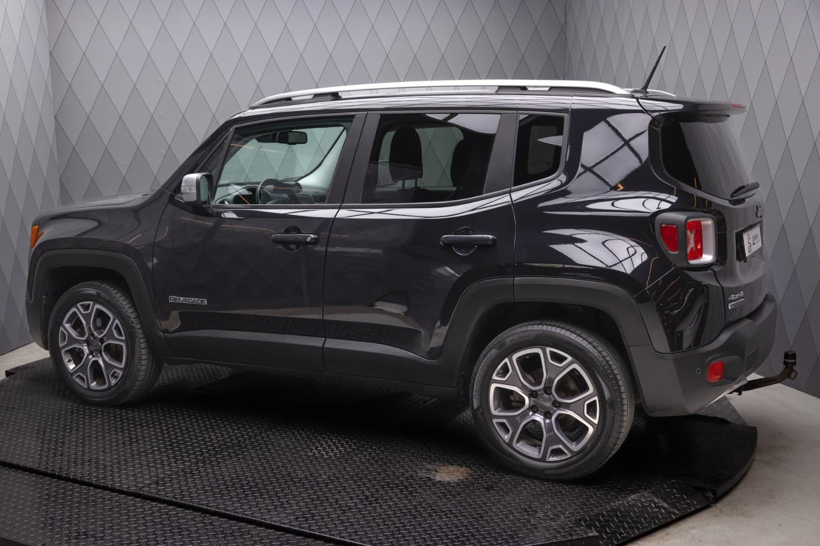 Jeep Renegade - bilde 8
