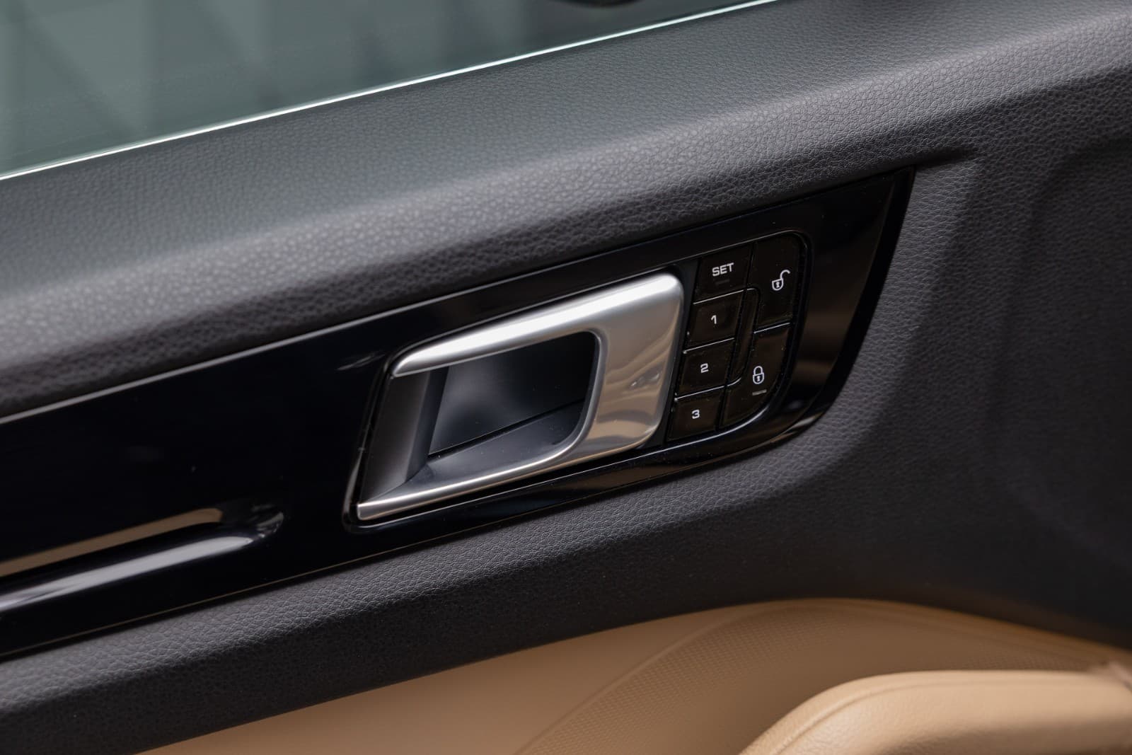 Porsche Cayenne - bilde 15