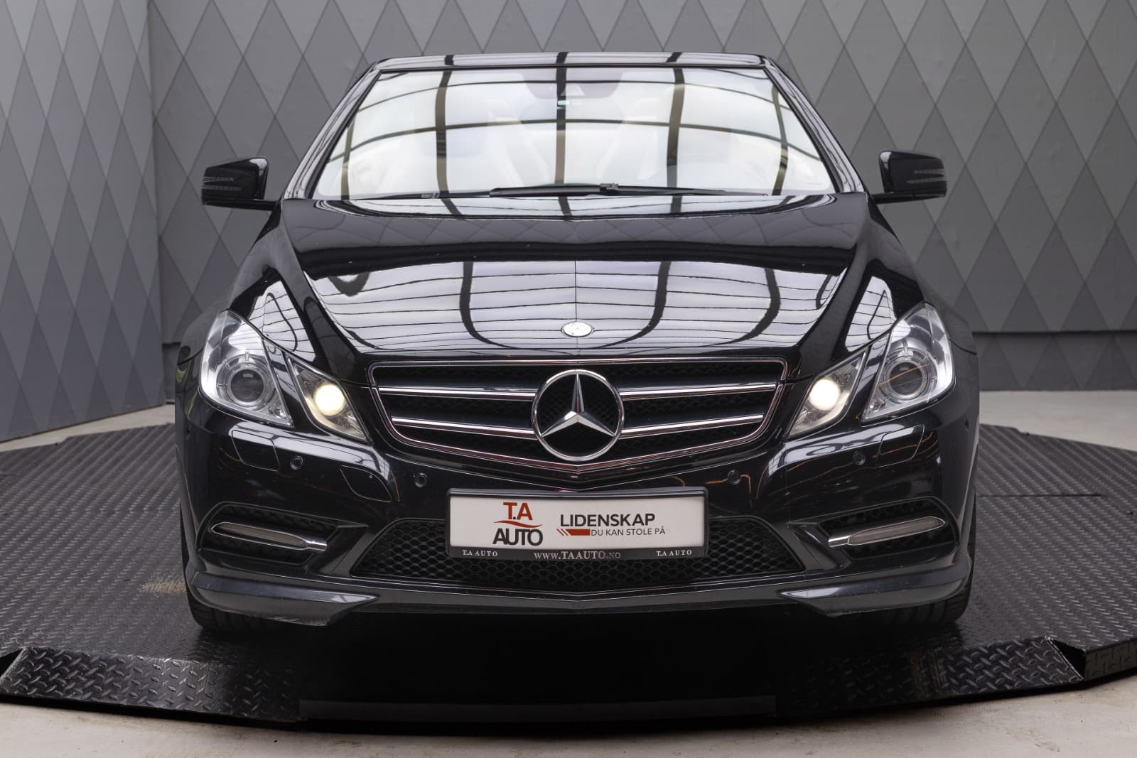 Mercedes-Benz E-Klasse - bilde 4