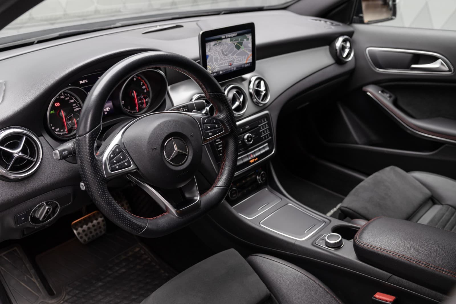 Mercedes-Benz GLA - bilde 16