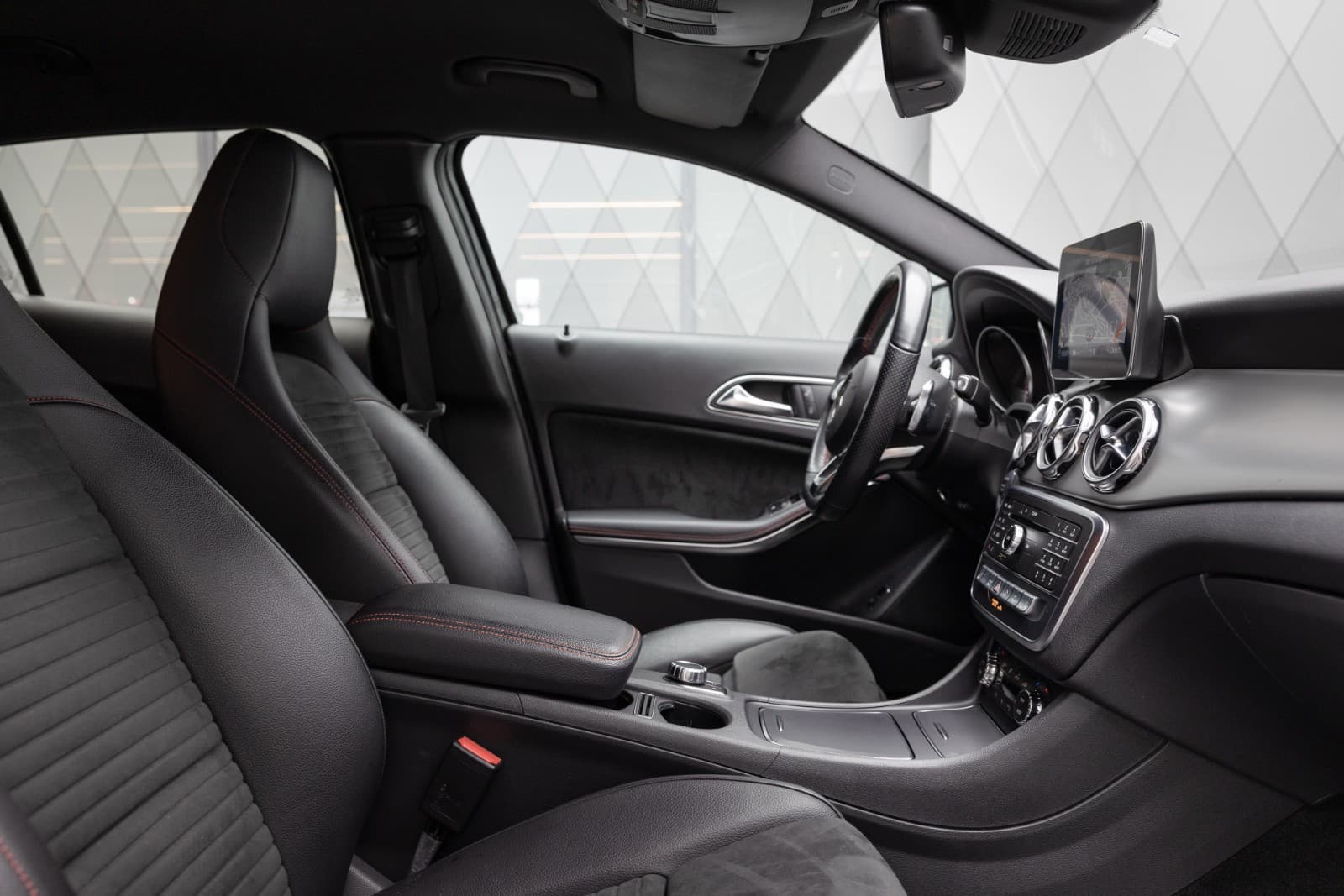 Mercedes-Benz GLA - bilde 25