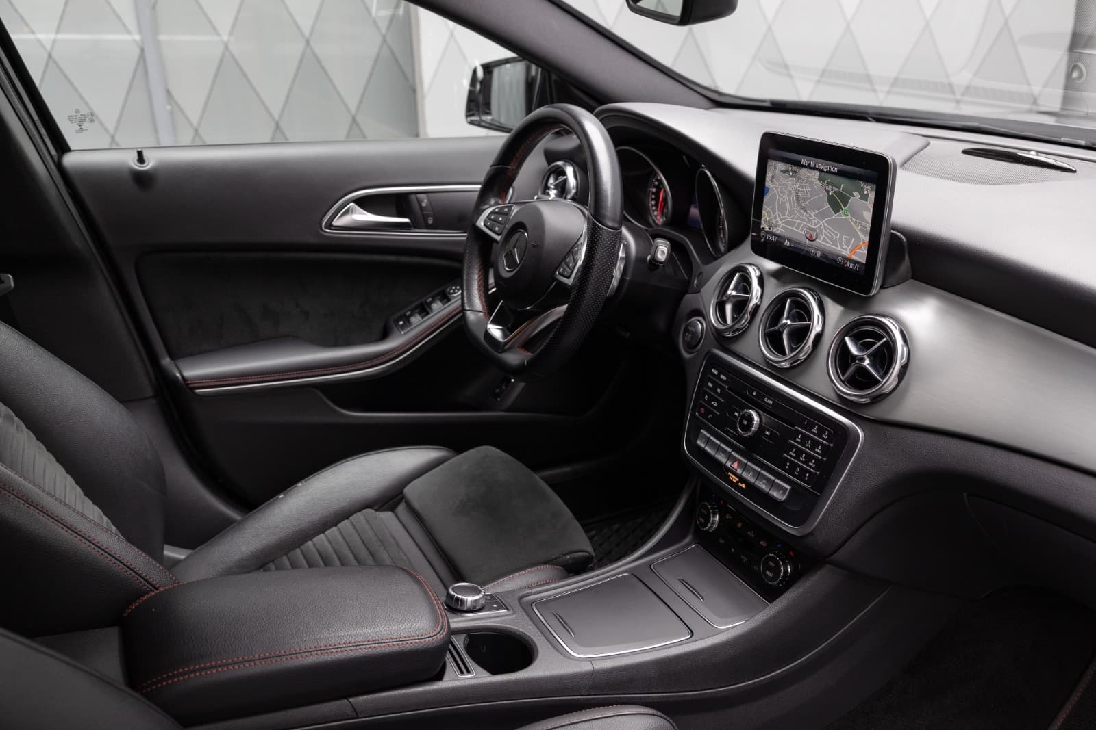 Mercedes-Benz GLA - bilde 24