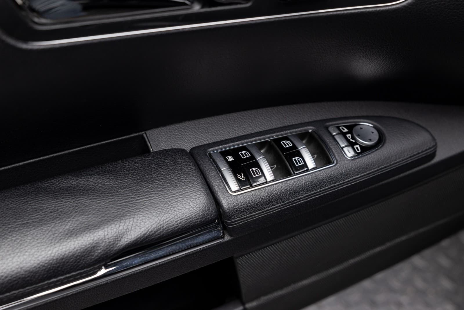 Mercedes-Benz S-Klasse - bilde 18