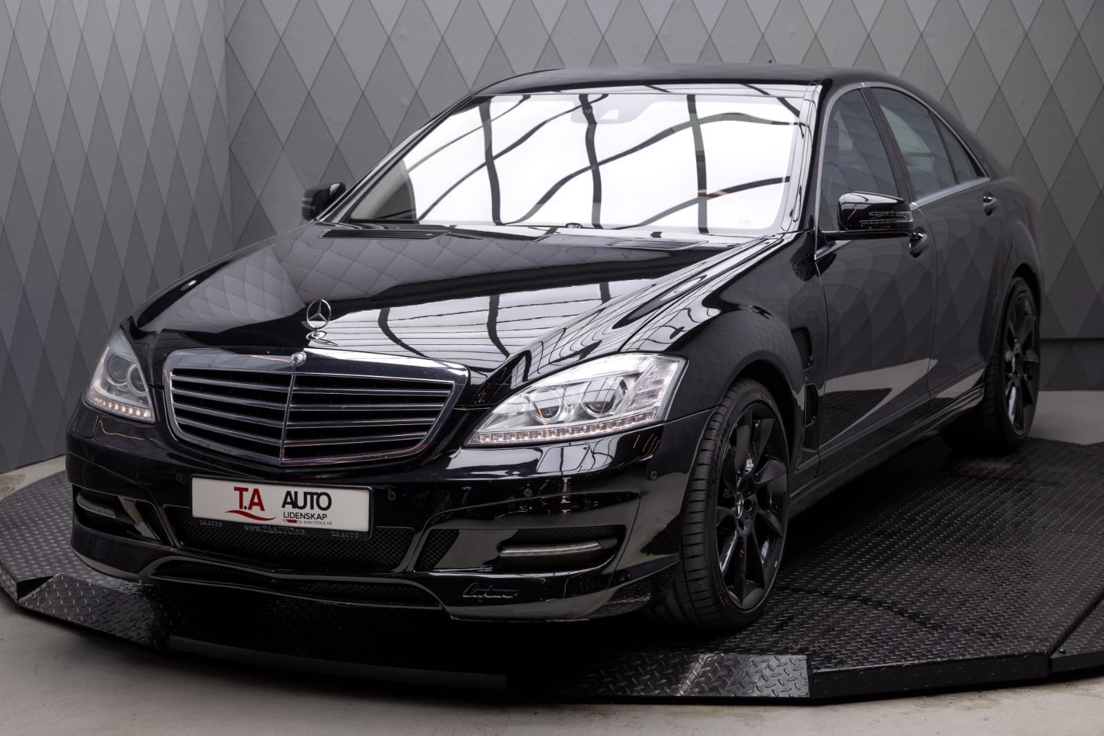 Mercedes-Benz S-Klasse - bilde 3