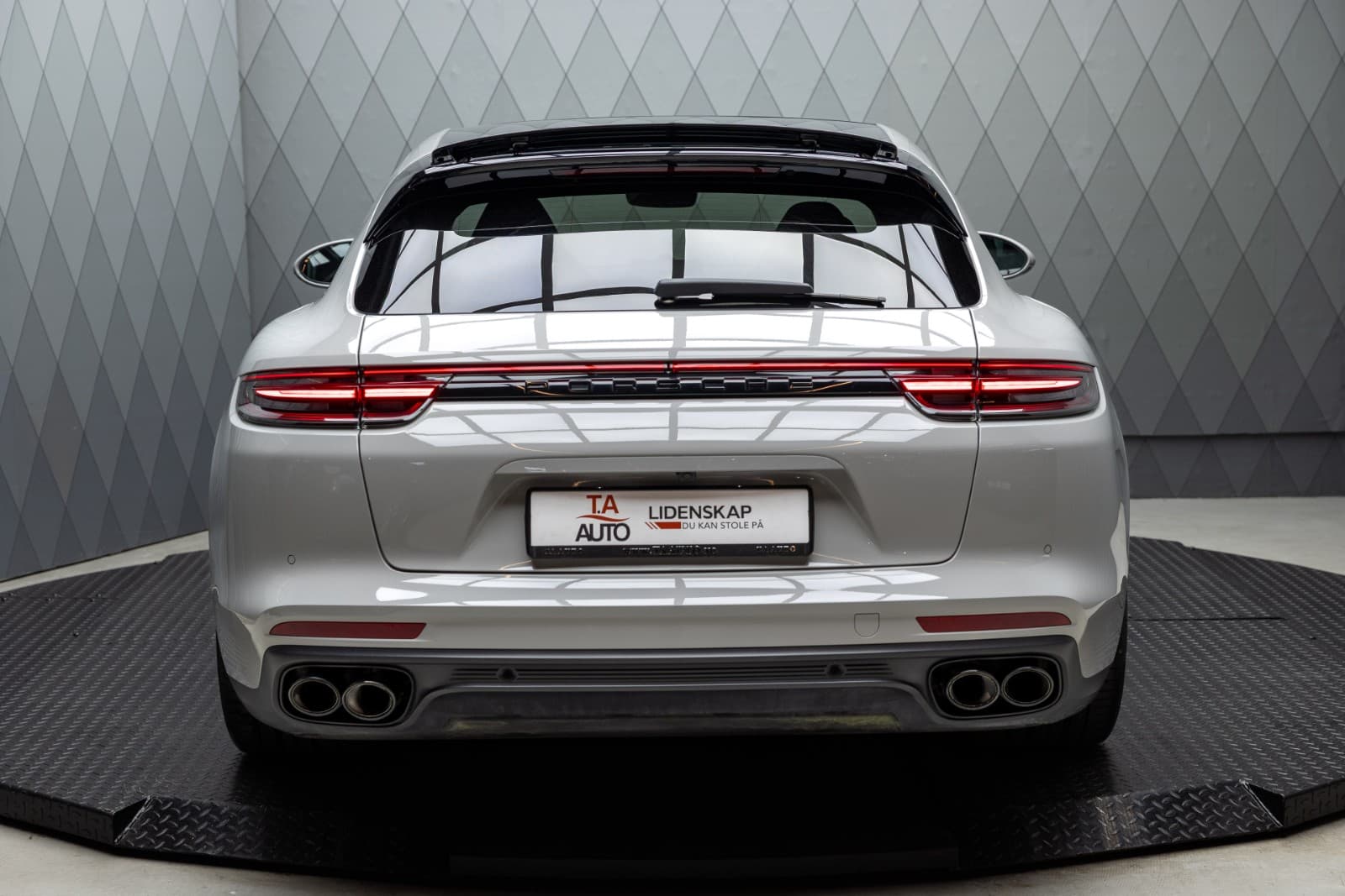 Porsche Panamera 4 - bilde 9