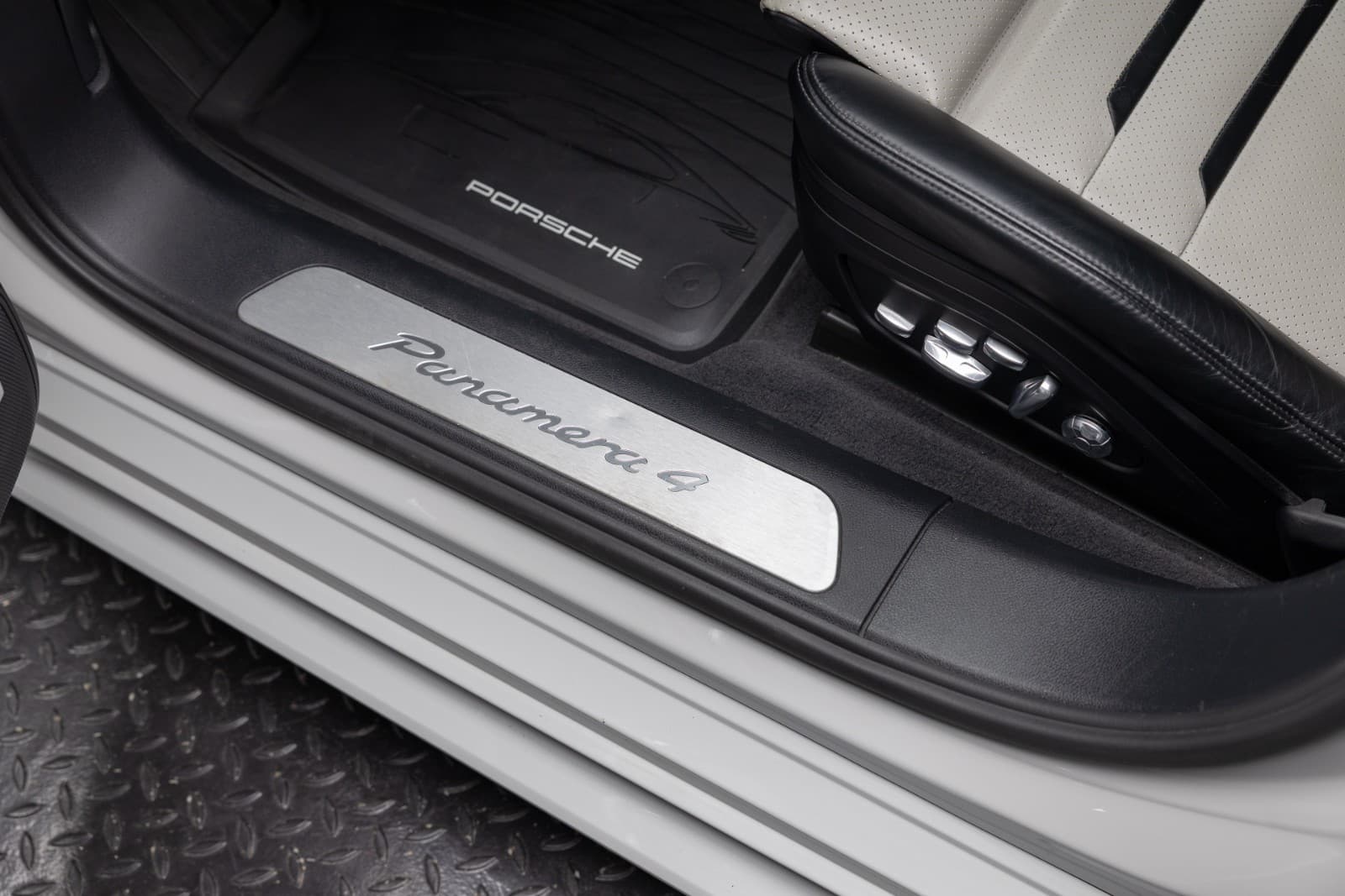 Porsche Panamera 4 - bilde 15