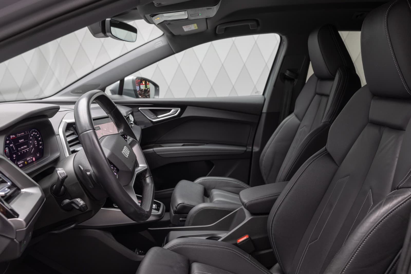 Audi Q4 e-tron - bilde 17