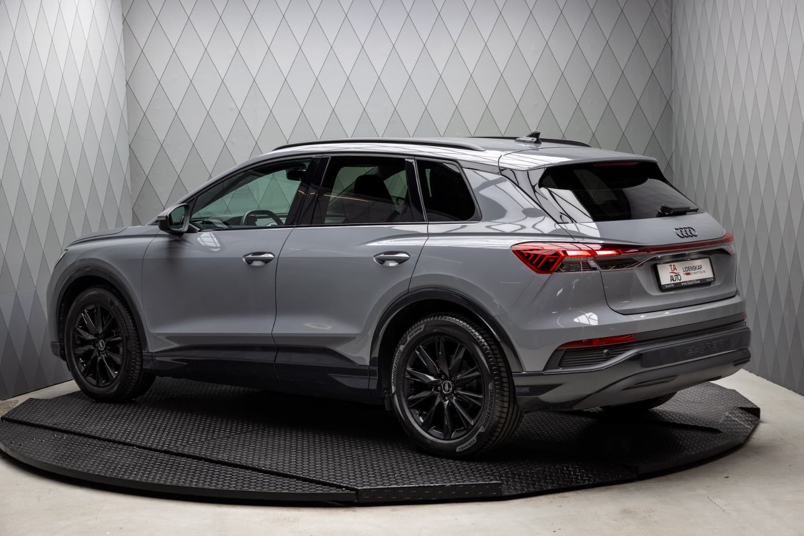 Audi Q4 e-tron - bilde 6