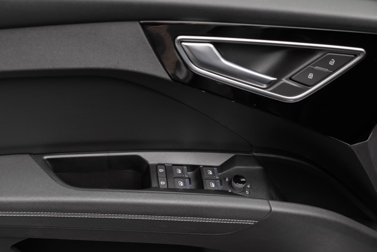 Audi Q4 e-tron - bilde 13