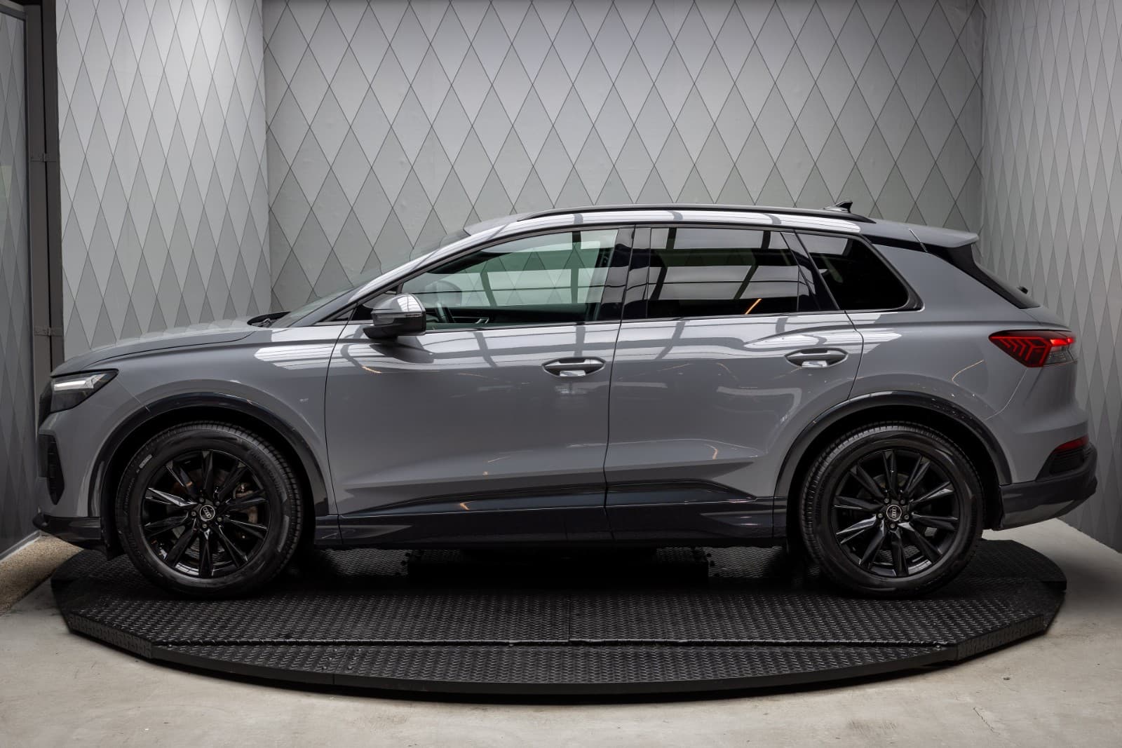 Audi Q4 e-tron - bilde 7