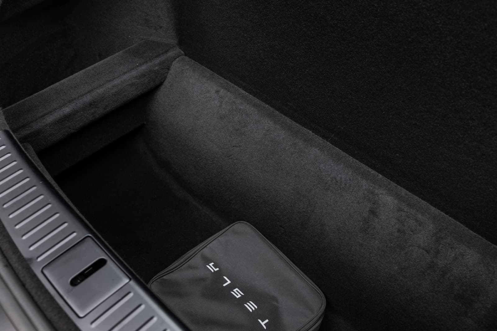 Tesla Model S - bilde 14
