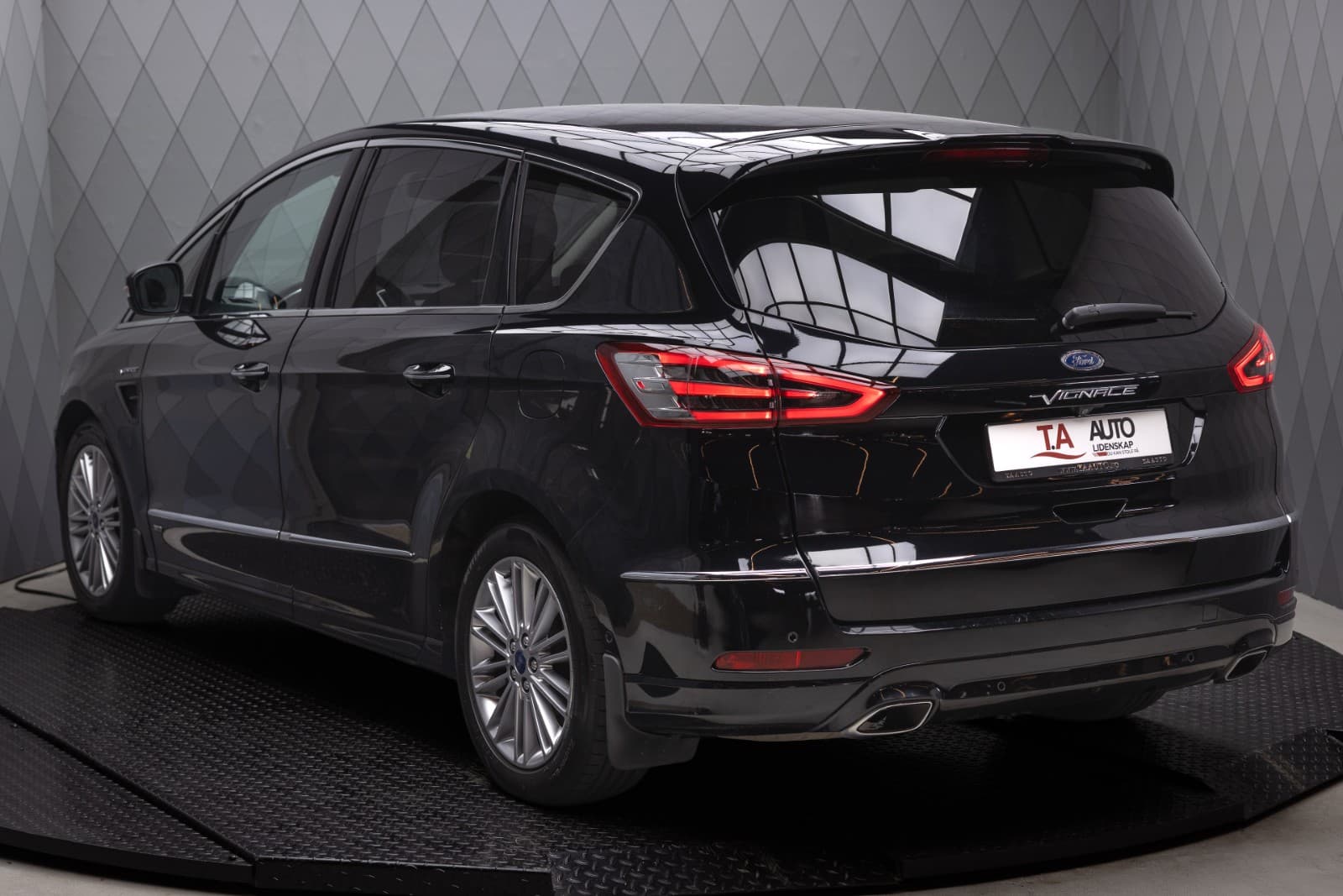 Ford S-MAX - bilde 1
