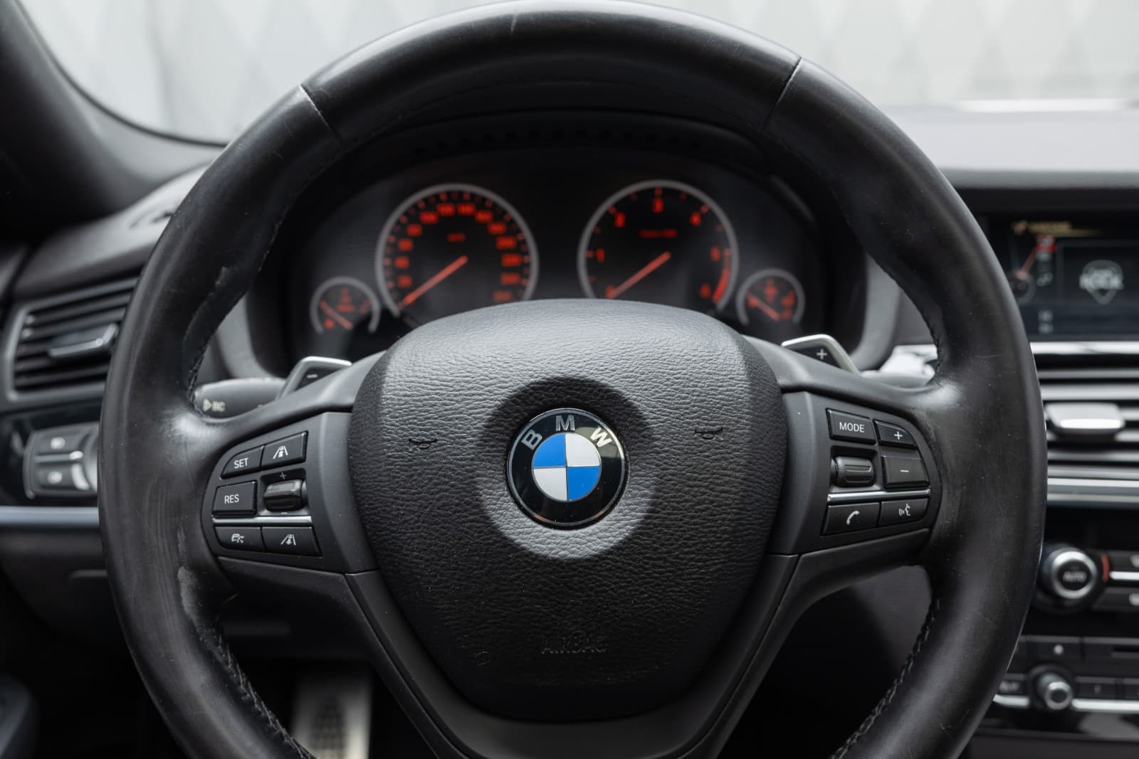 BMW X4 - bilde 16