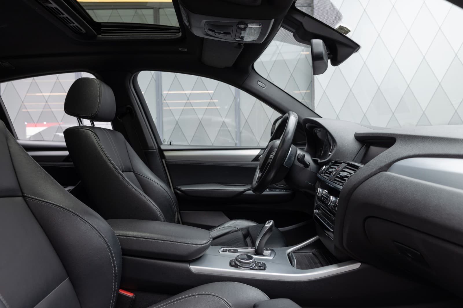 BMW X4 - bilde 24