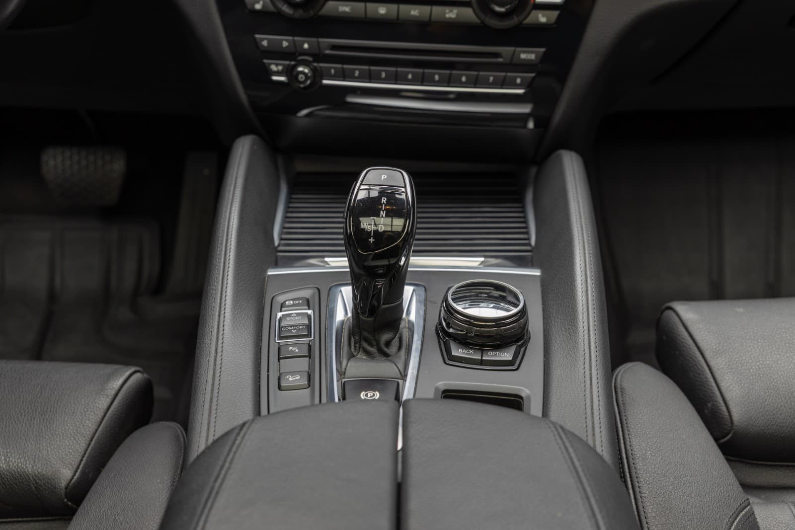 BMW X6 - bilde 32