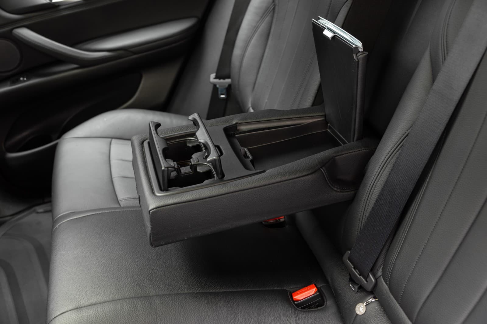 BMW X6 - bilde 37