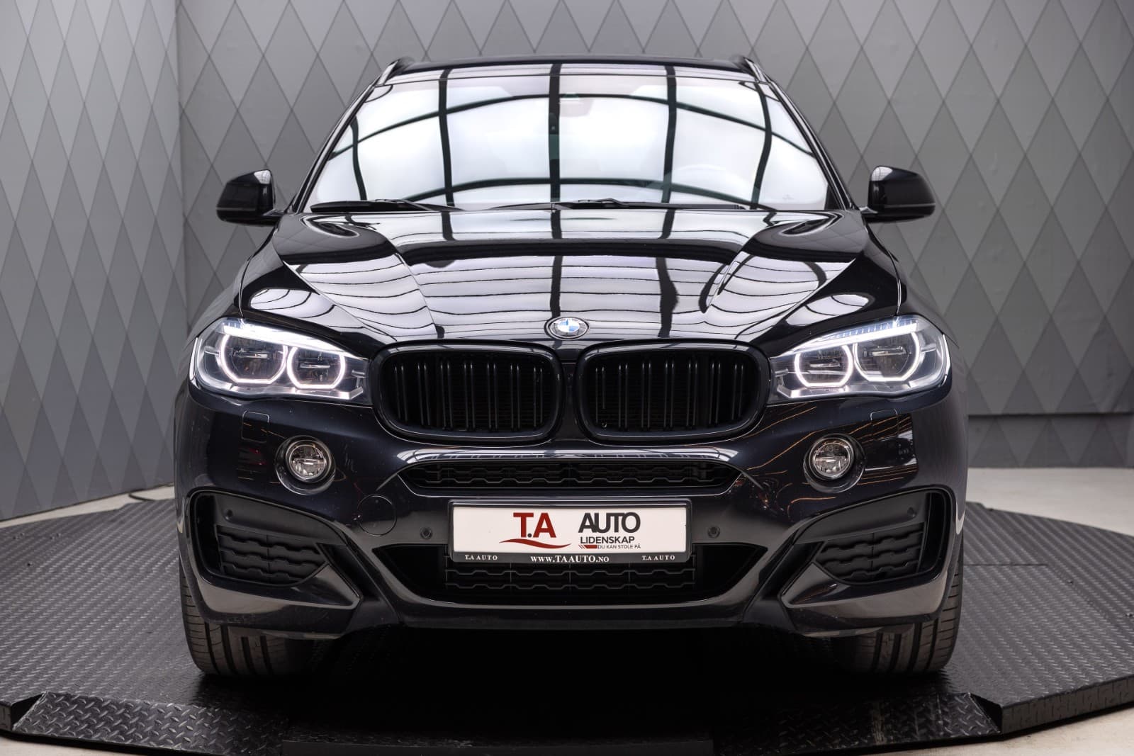 BMW X6 - bilde 4