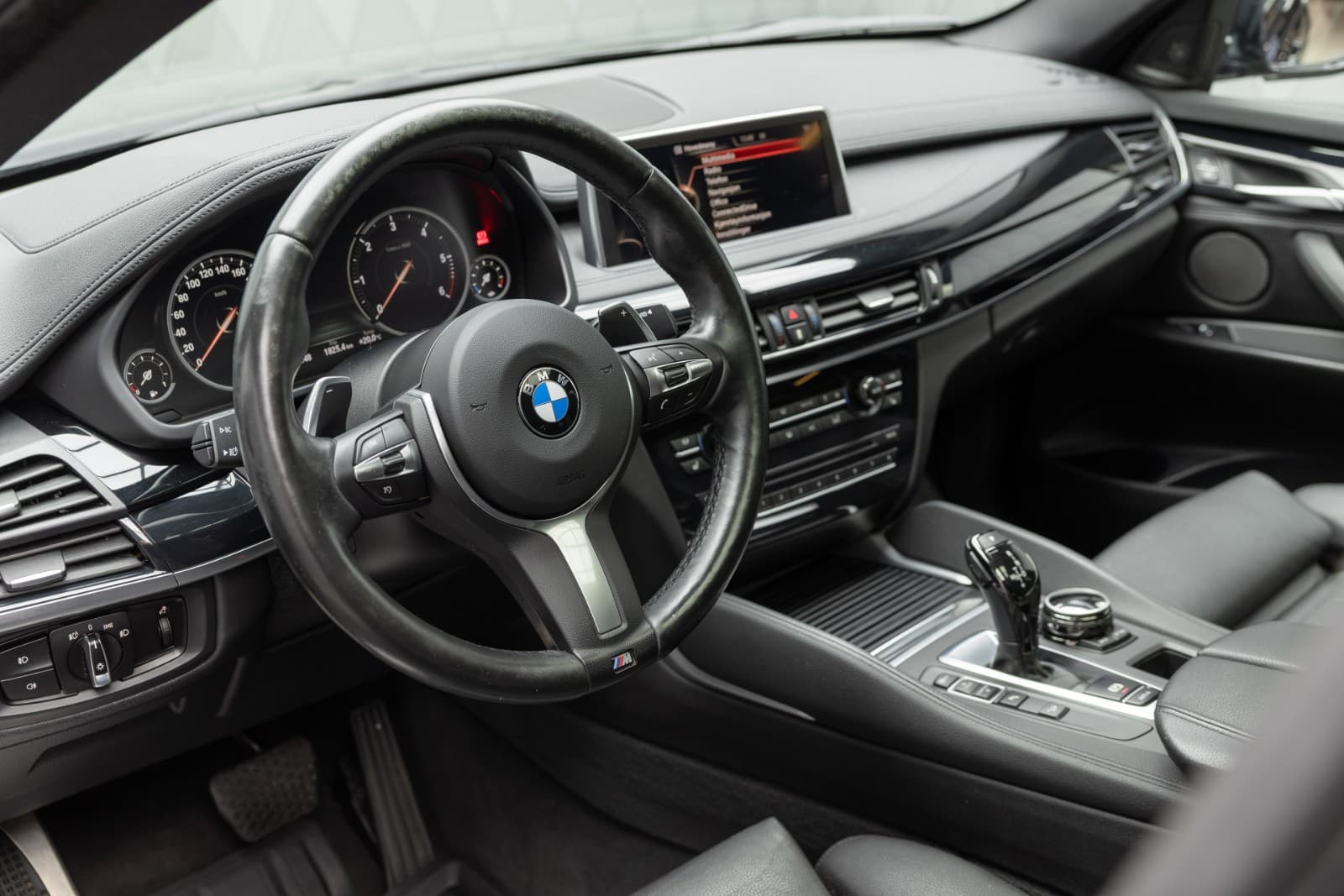 BMW X6 - bilde 21