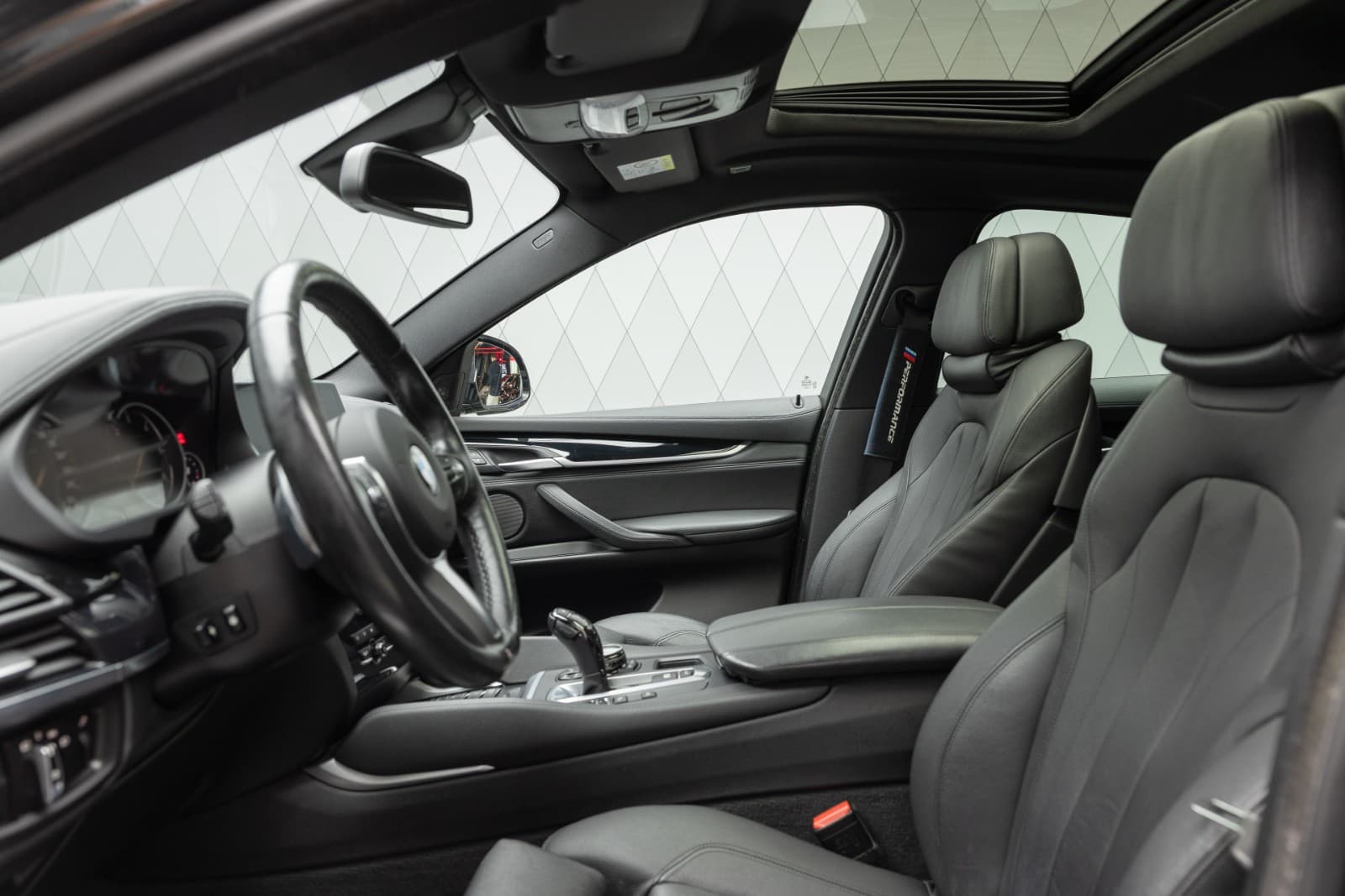 BMW X6 - bilde 22