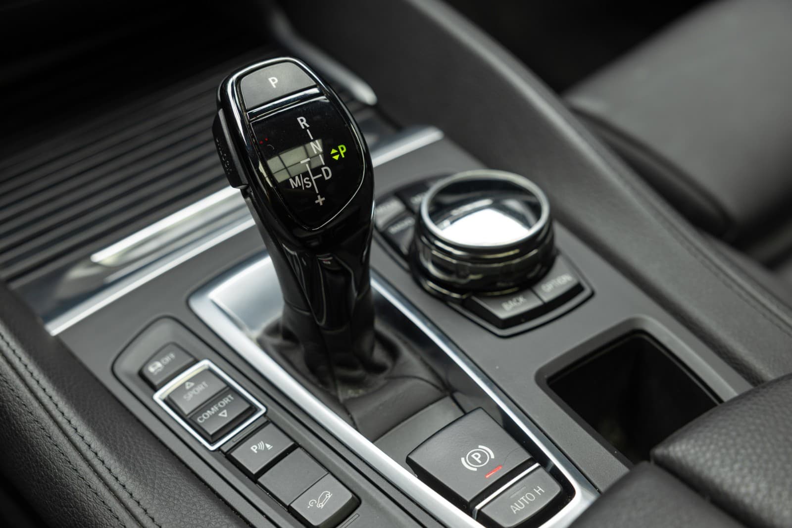 BMW X6 - bilde 34