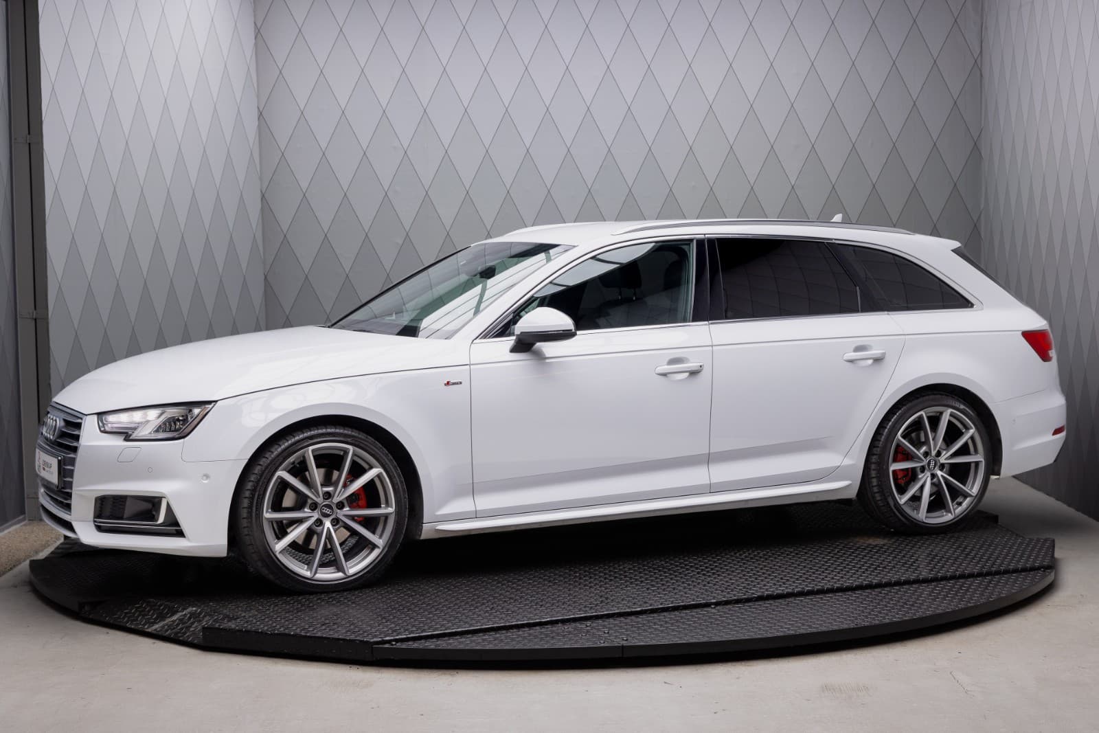 Audi A4 - bilde 2