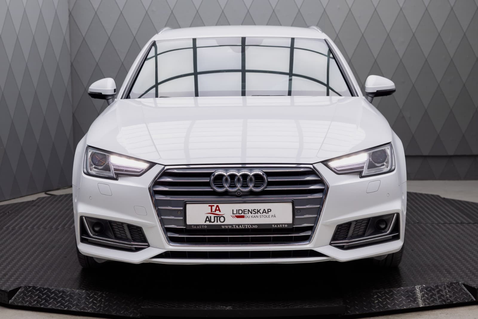 Audi A4 - bilde 4