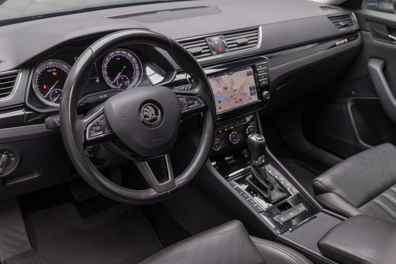 Skoda Superb - bilde 16