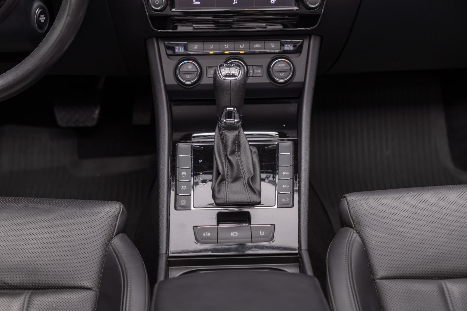 Skoda Superb - bilde 22