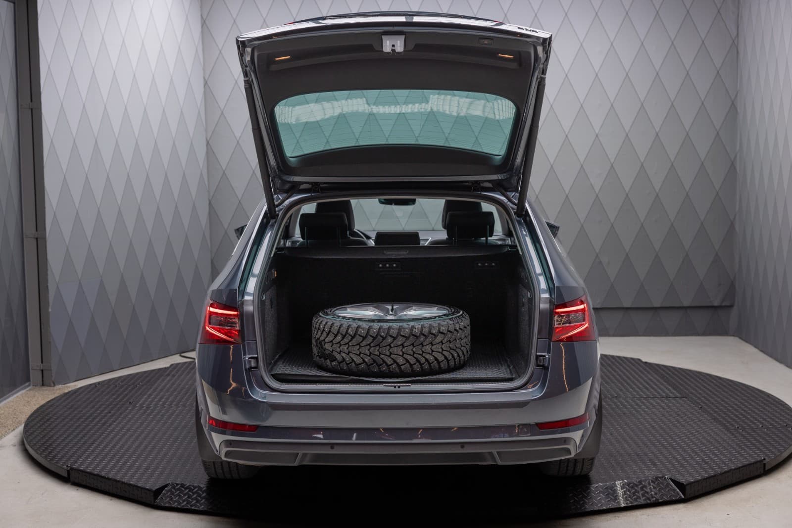 Skoda Superb - bilde 10