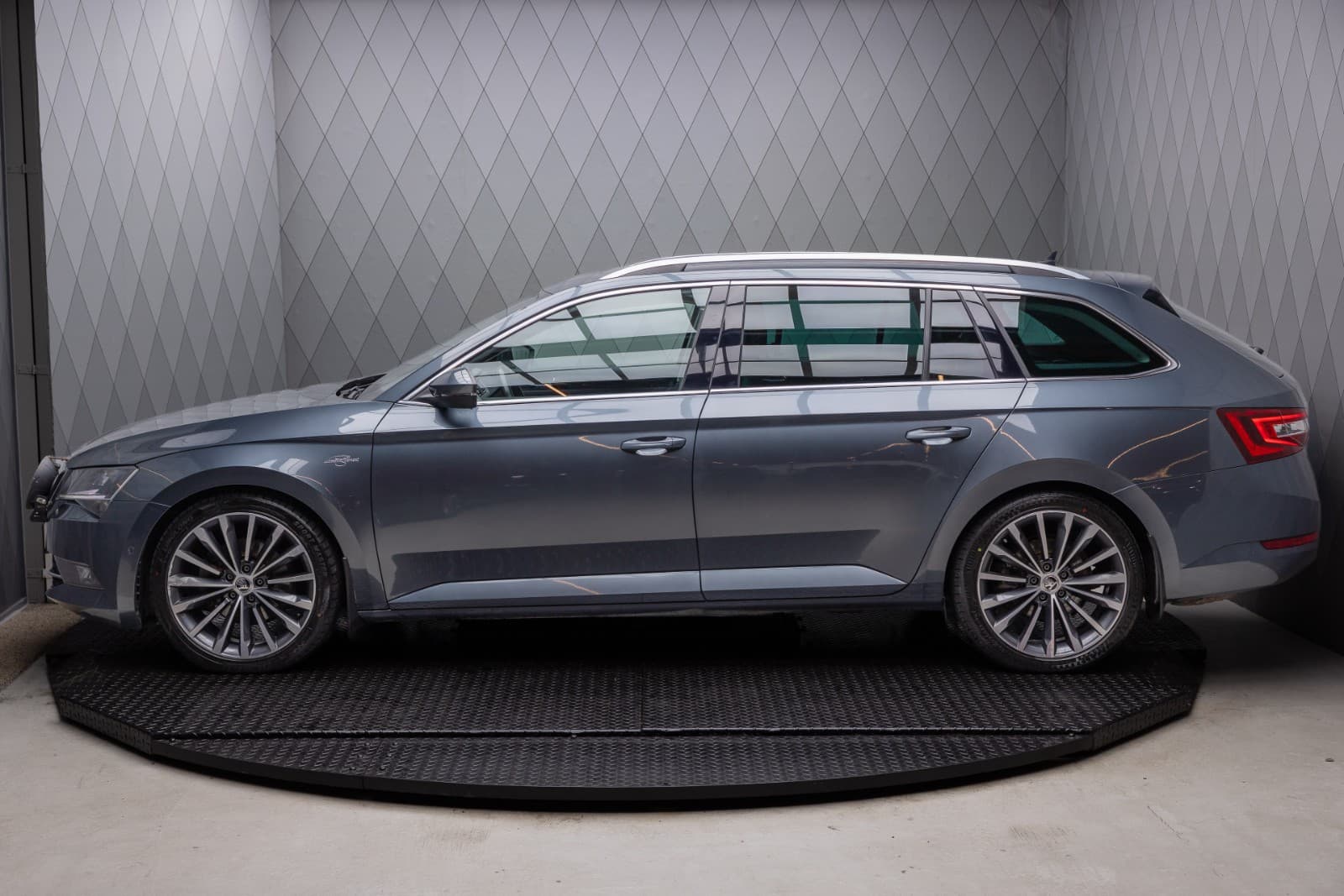 Skoda Superb - bilde 9