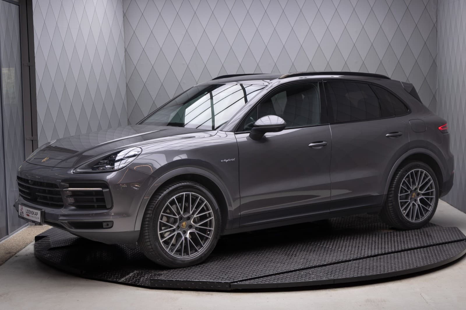 Porsche Cayenne - bilde 2