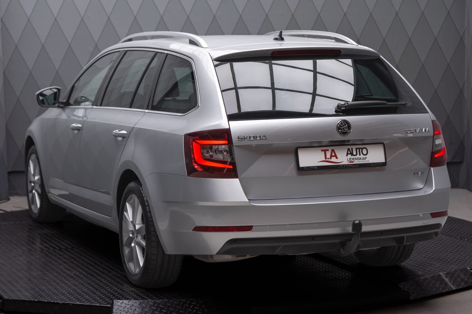 Skoda Octavia - bilde 1