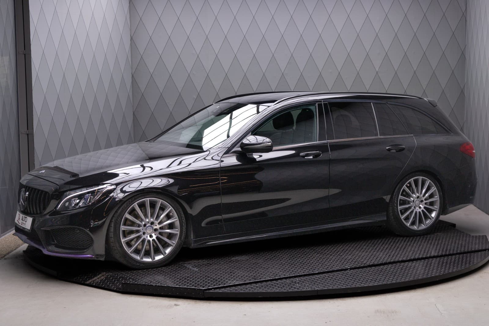 Mercedes-Benz C450 - bilde 2