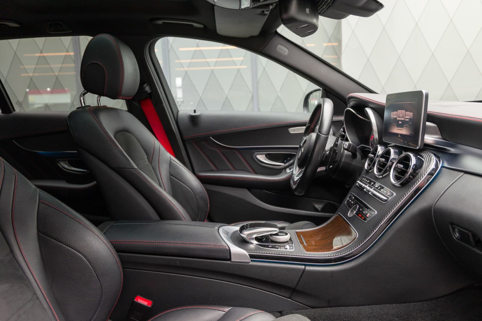 Mercedes-Benz C450 - bilde 40