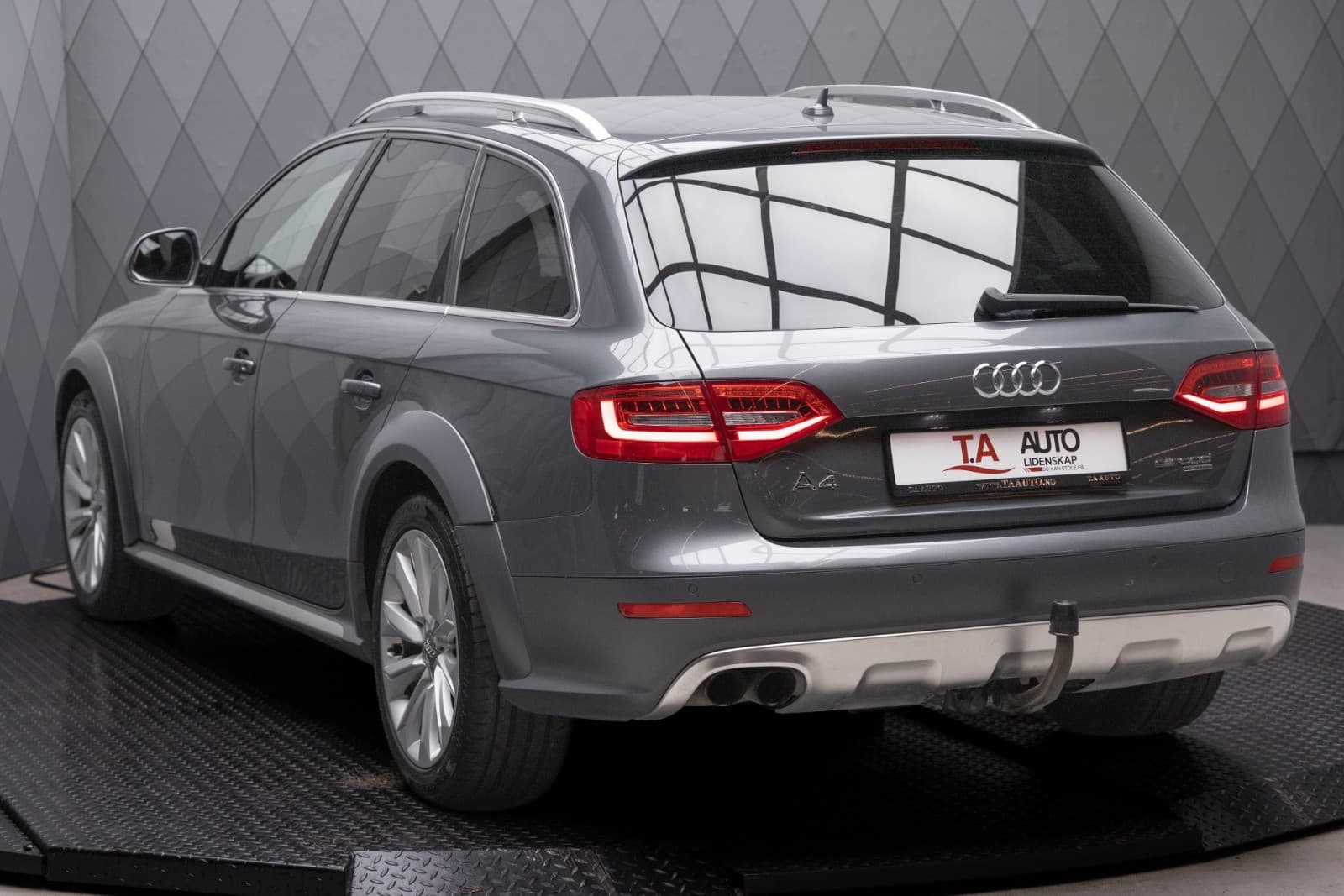 Audi A4 allroad - bilde 1
