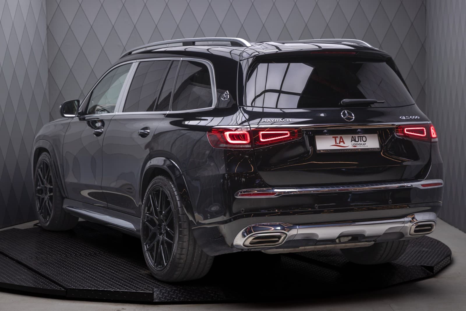 Mercedes-Benz GLS600 - bilde 1
