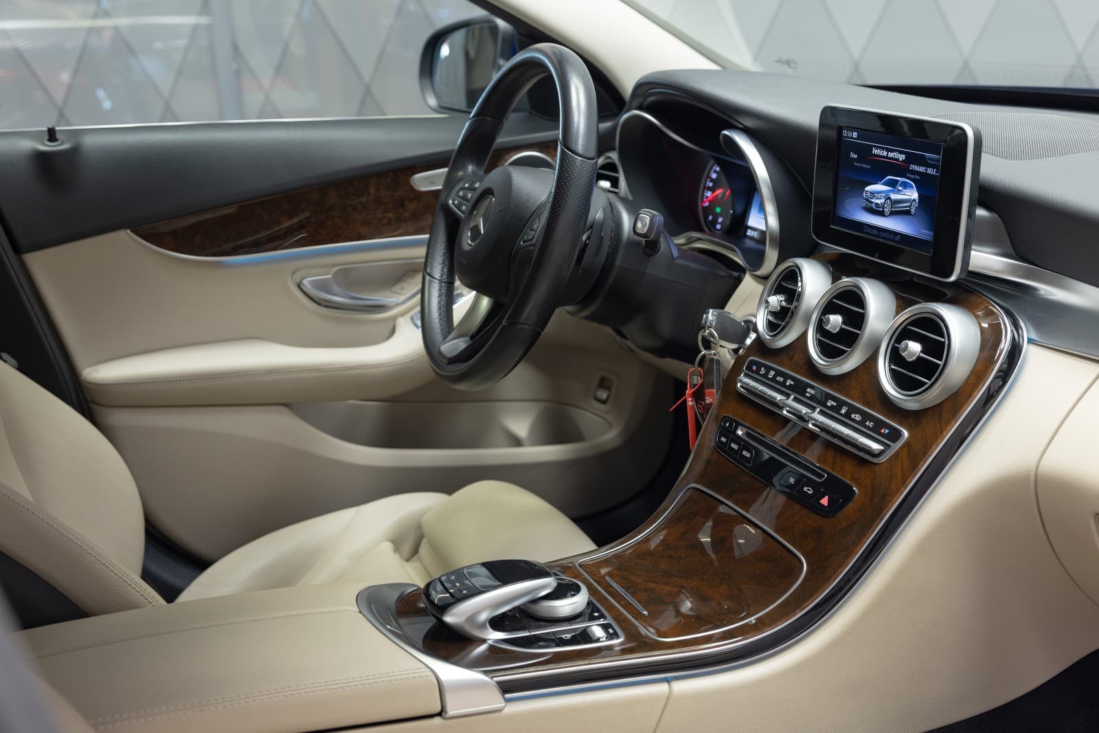 Mercedes-Benz C-Klasse - bilde 12