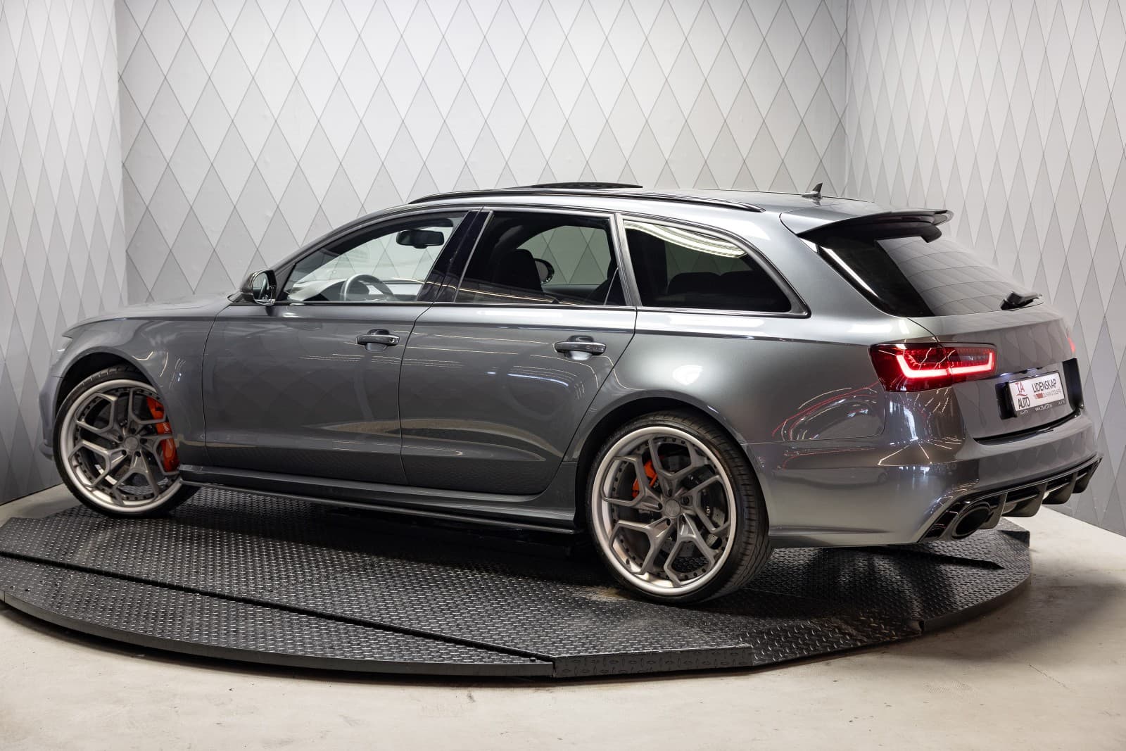 Audi RS6 - bilde 3