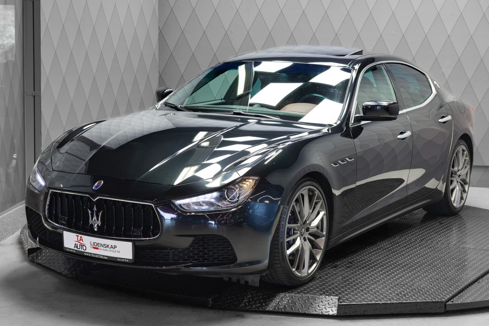 Maserati Ghibli - bilde 2